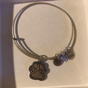 Alex and Ani Pawprint bracelet silver